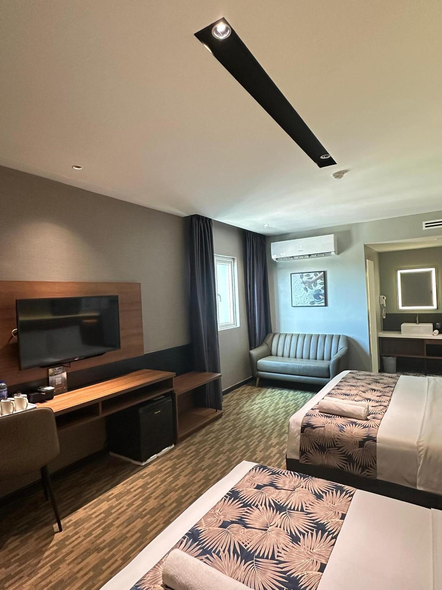 Nb Hotel 新山 外观 照片